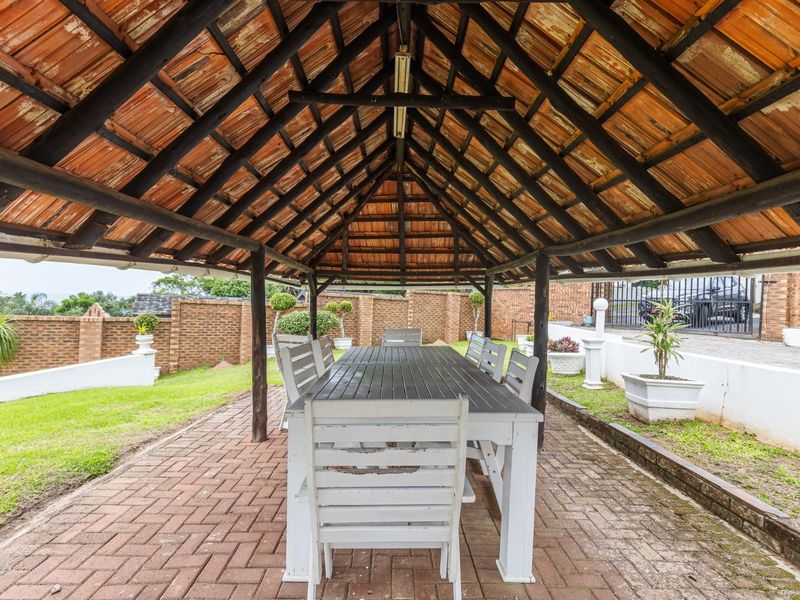 This Home Is Absolutely Stunning !! - Photo 8