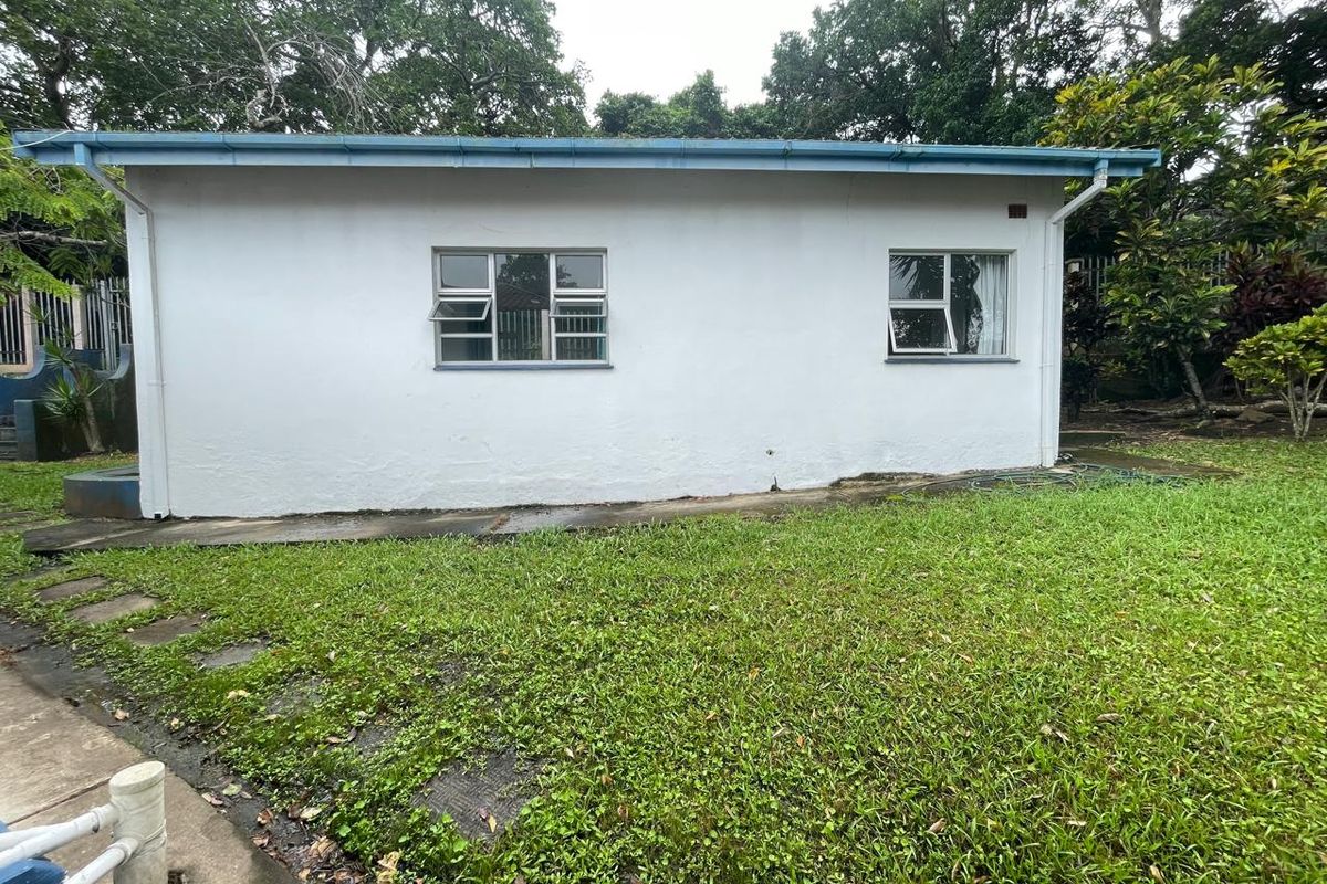 Immaculate Home With Stunning Sea Views & Garden Flatlet – Priced To Sell! - Photo 2