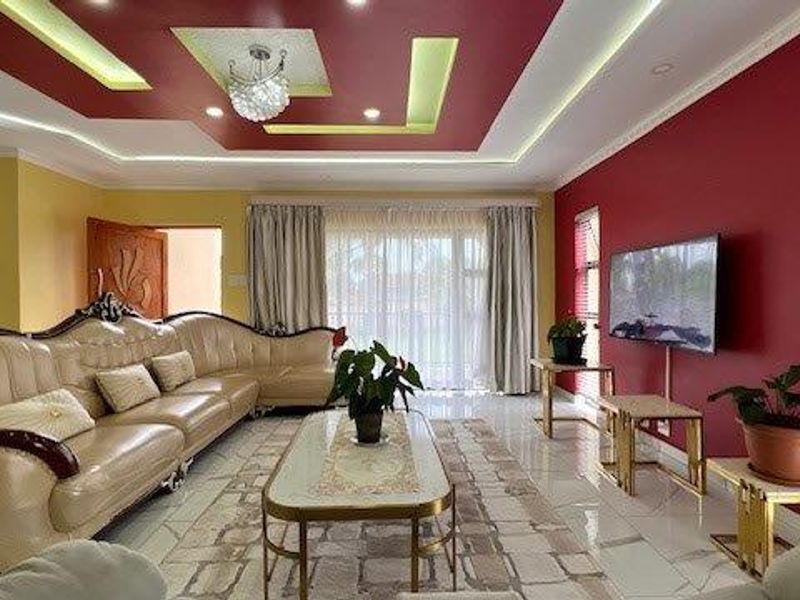 5 Bedroom Family Home For Sale In Margate - Photo 10