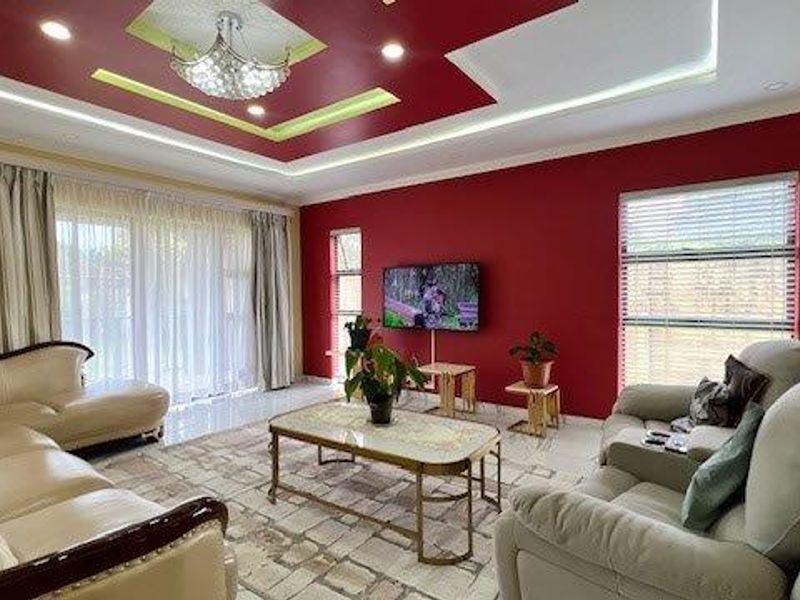 5 Bedroom Family Home For Sale In Margate - Photo 9