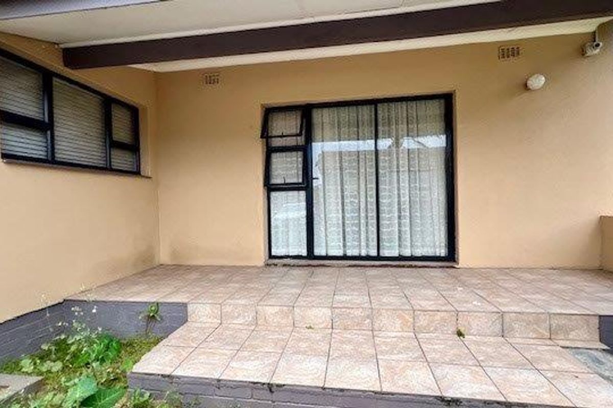 5 Bedroom Family Home For Sale In Margate - Photo 4