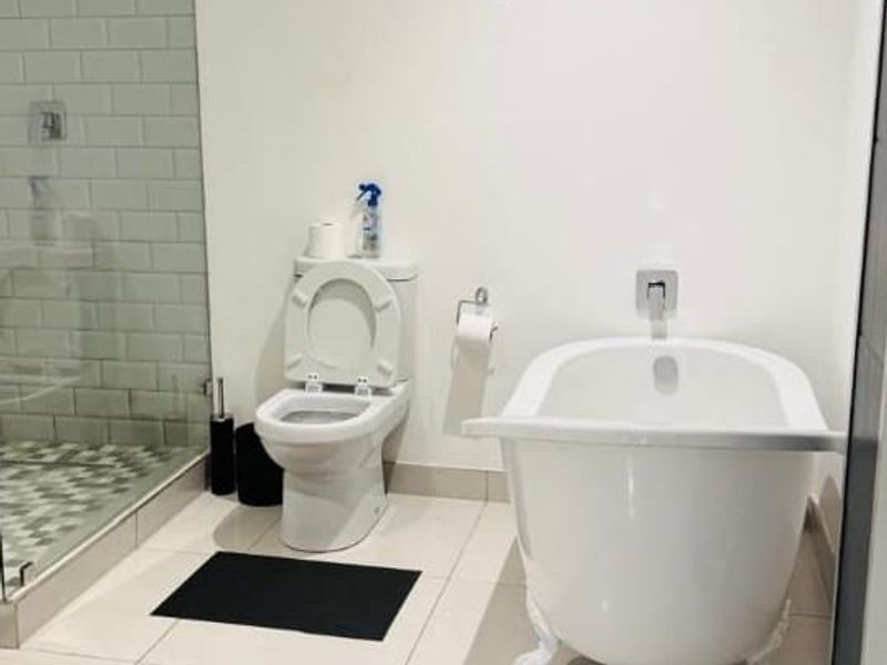 PRIME CORPORATE LEASE BROOKES HILL DRIVE BEACHFRONT  - Photo 7