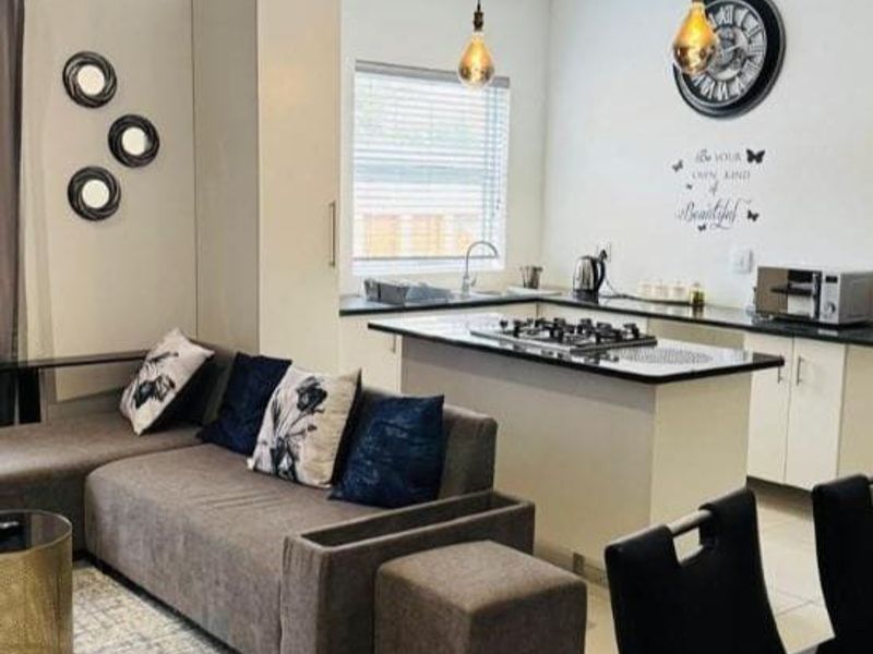 PRIME CORPORATE LEASE BROOKES HILL DRIVE BEACHFRONT  - Photo 6