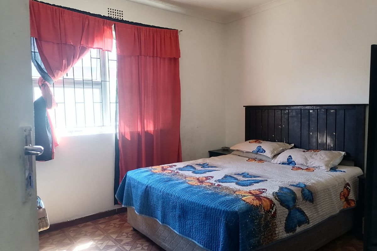 4 Bedroom house for sale in Heather Park - Photo 4