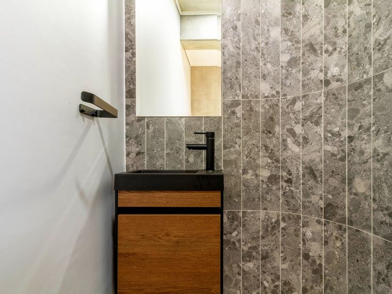 Absolutely Gorgeous!!! Newly built Full Title, Free Standing Duplex for Sale in a Secure Modern Estate in North Riding. - Photo 7