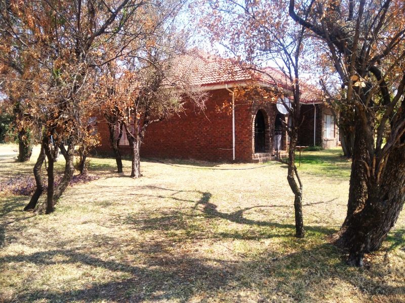 8.5ha Plot for Sale in Bultfontein for only R19.94/m2 - Photo 8