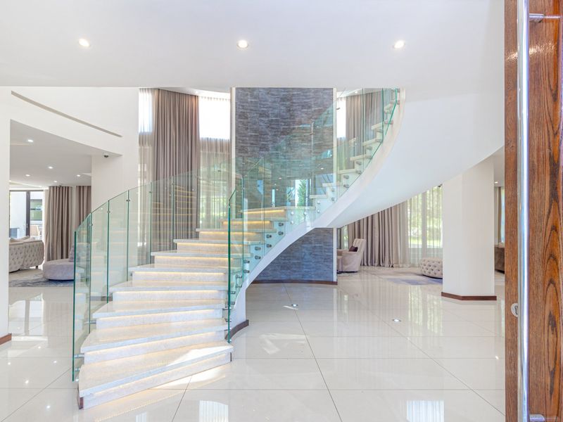 CHARMING FAMILY HOME AWAITS YOU AND YOUR LOVED ONES - Photo 1