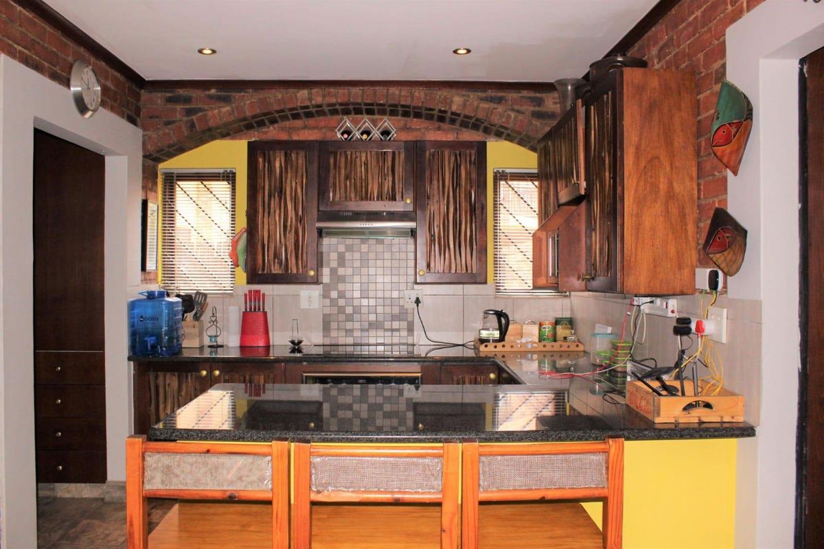 NEW LISTING ALERT!! HURRY!! - Photo 5