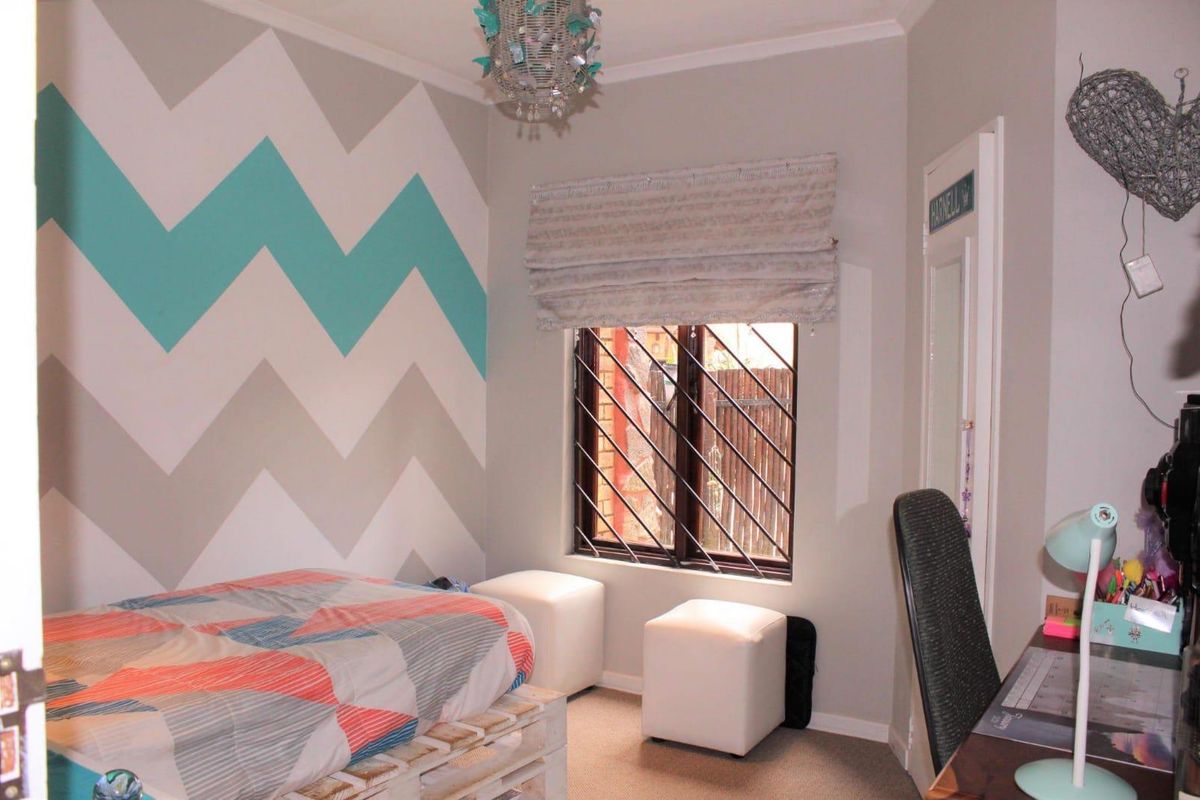 NEW LISTING ALERT!! HURRY!! - Photo 4