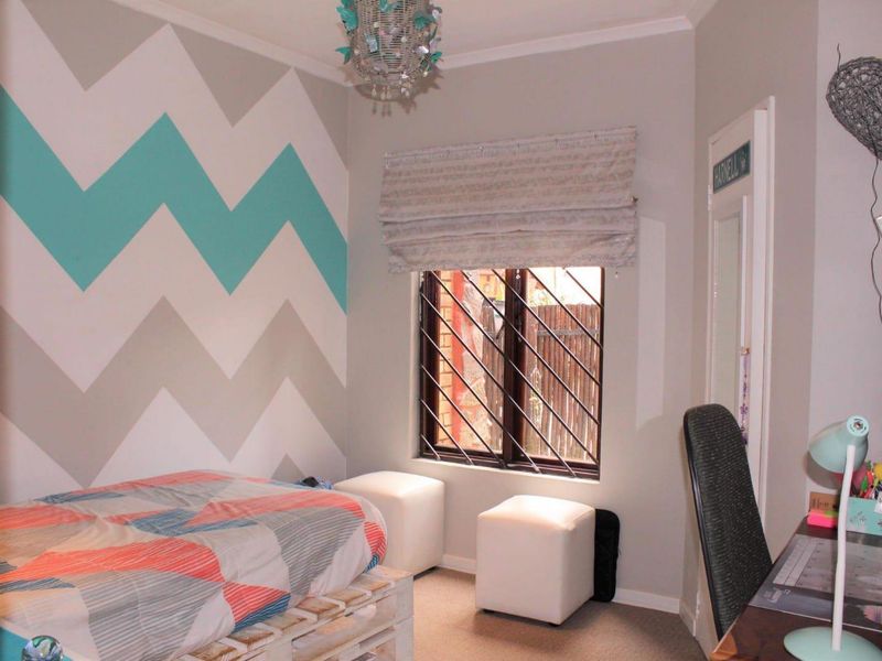 NEW LISTING ALERT!! HURRY!! - Photo 4