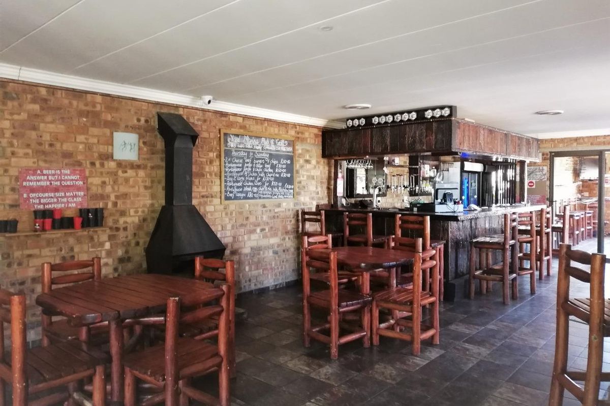 Own Your Own Pub in Vaal Marina – Prime Location & Great Investment - Photo 5