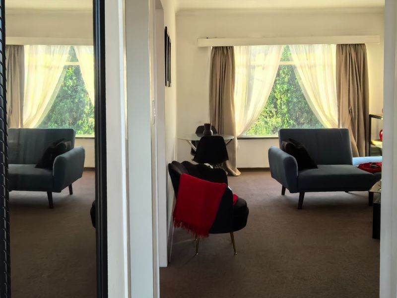 1-Bedroom Unit in Lyndhurst – A Perfect Blend of Tranquility and Convenience - Photo 2