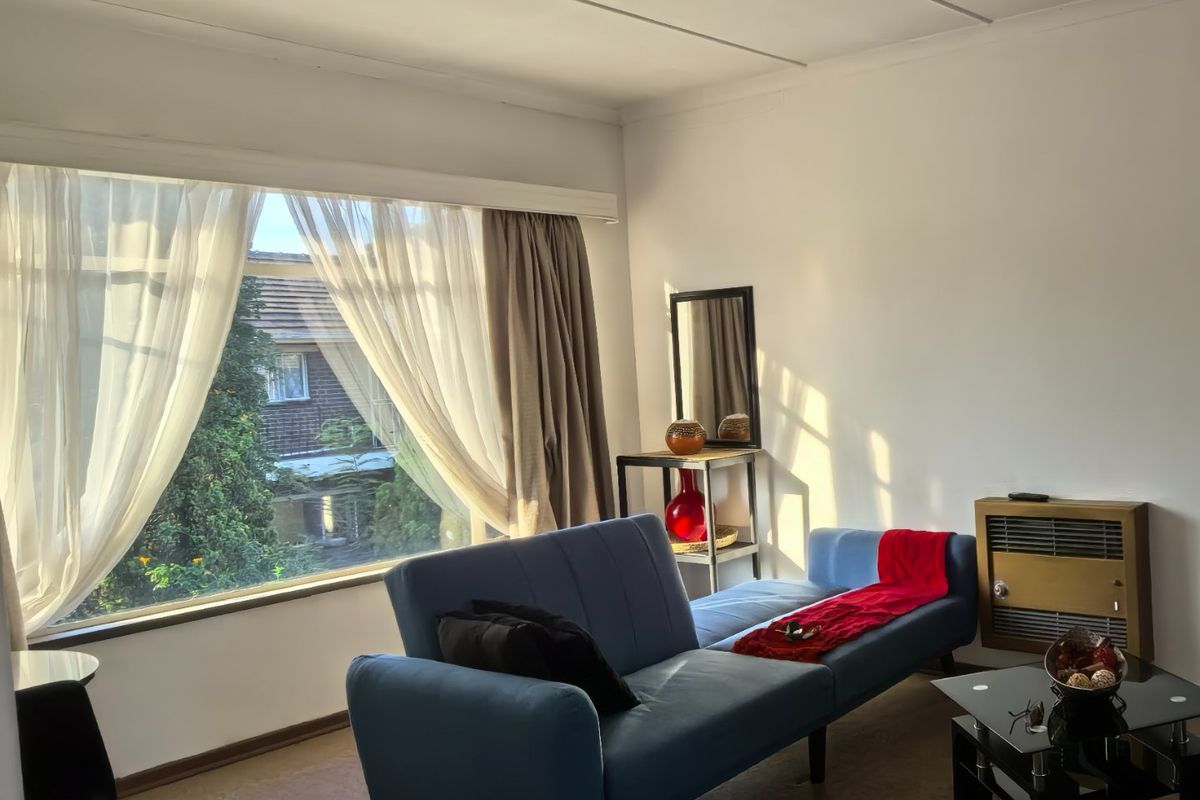 1-Bedroom Unit in Lyndhurst – A Perfect Blend of Tranquility and Convenience - Photo 3