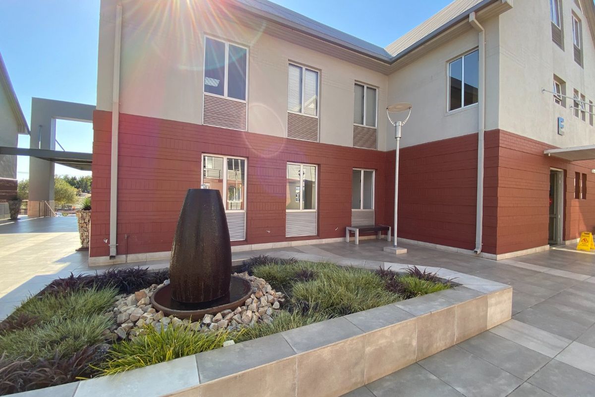 Well Located Offices Available In Faerie Glen - Photo 3