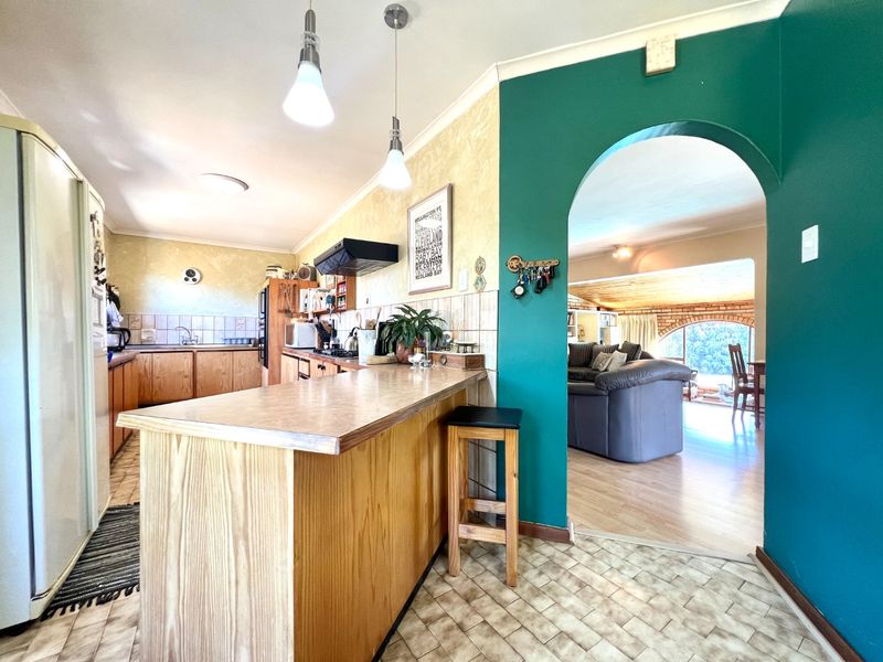 A "WELCOME HOME" kind of property.  - Photo 9