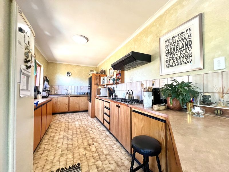 A "WELCOME HOME" kind of property.  - Photo 10