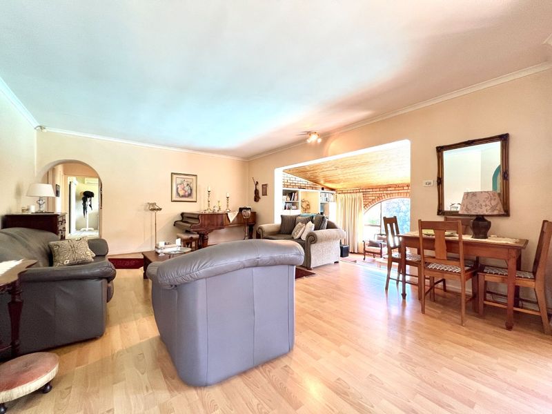 A "WELCOME HOME" kind of property.  - Photo 4