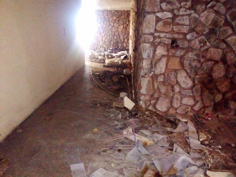 7.4 Hectares small holding on the slopes of the mountains of Magaliesburg - Photo 10