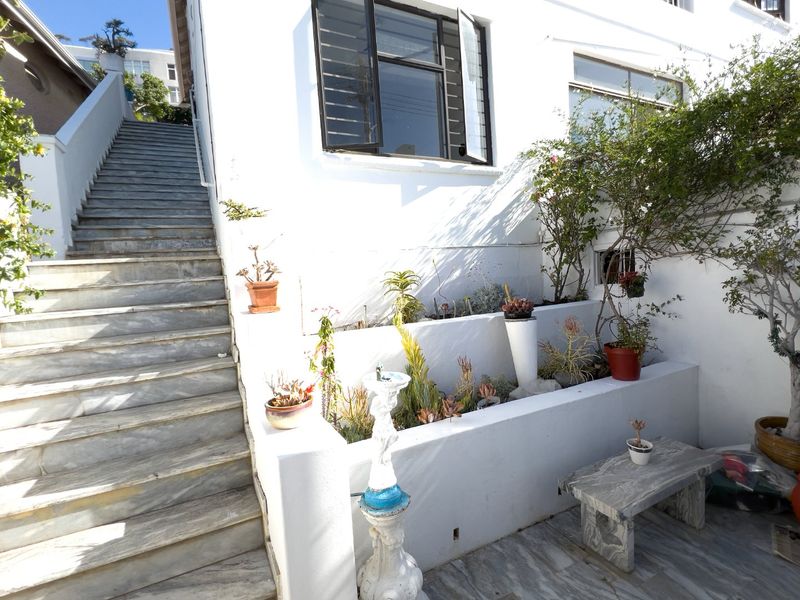 Studio to rent in Green Point Upper. - Photo 10