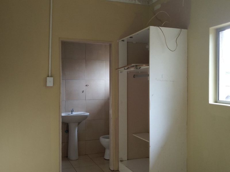 1 bedroom Cottage Available to rent - Photo 6