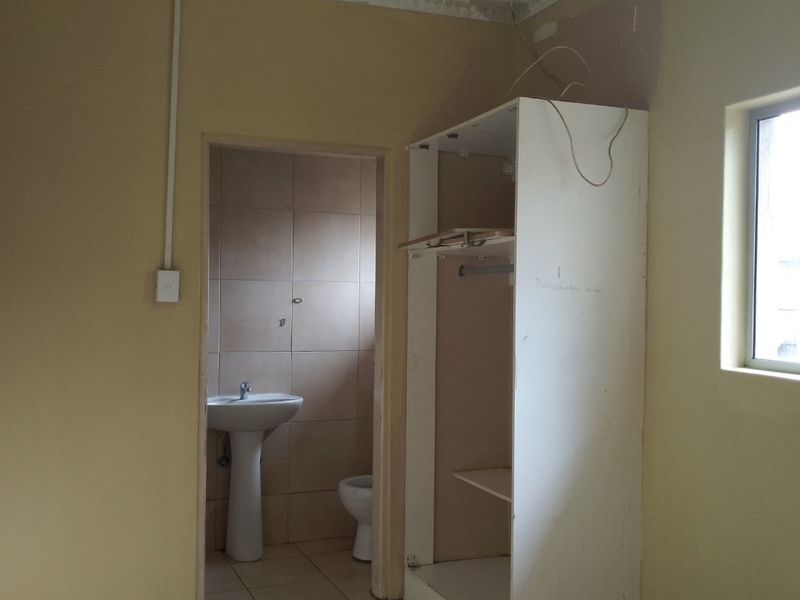 1 bedroom Cottage Available to rent - Photo 5