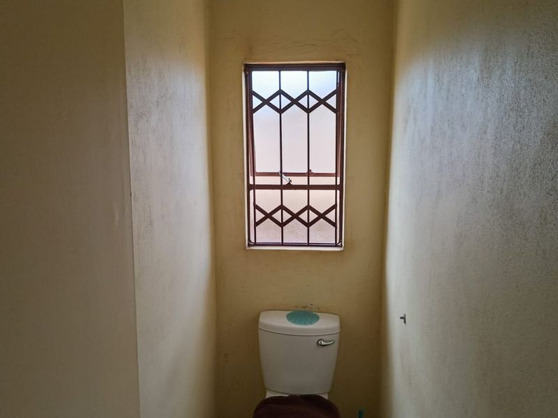 3 Bedroom house for Sale in Olivenhoutbosch - Photo 6
