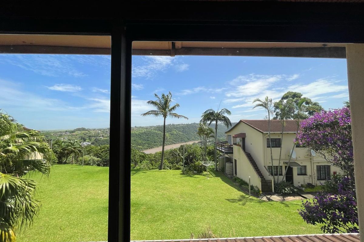Apartment With Spectacular Views Of The Umtamvuna River As Well As Distant Sea Views - Photo 2