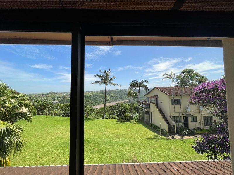 Apartment With Spectacular Views Of The Umtamvuna River As Well As Distant Sea Views - Photo 2
