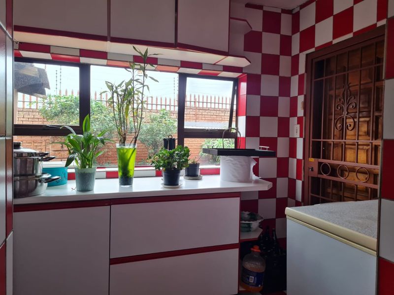 Beautiful and Affordabe - Photo 10