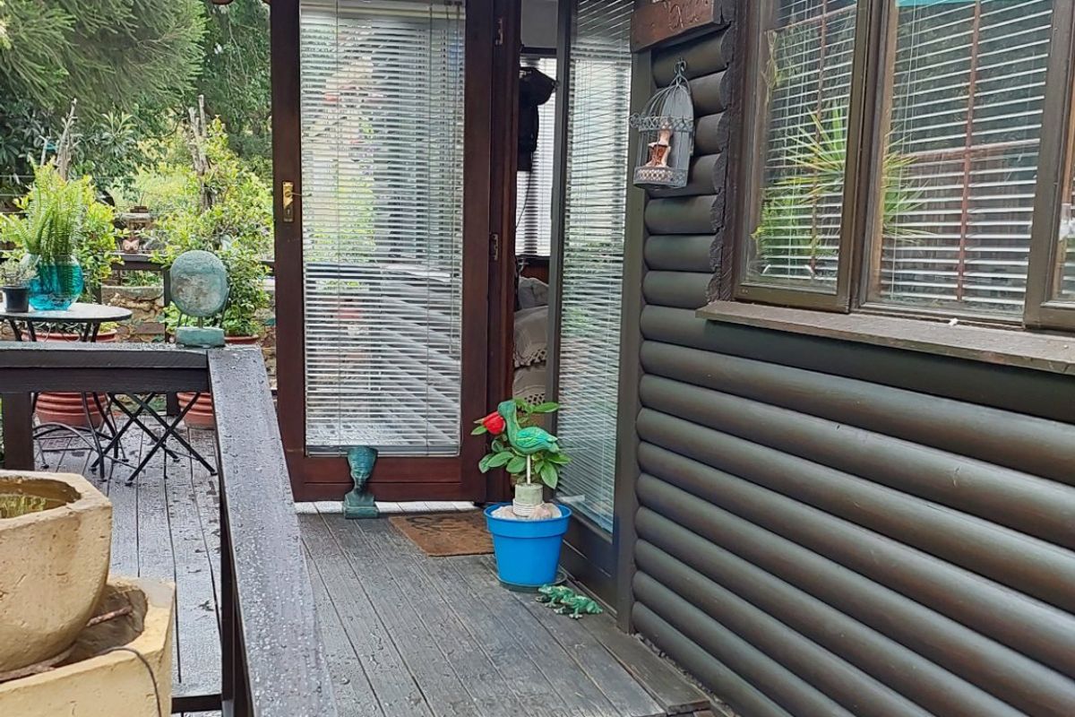 Spacious Old Charm Family Home  - Photo 4