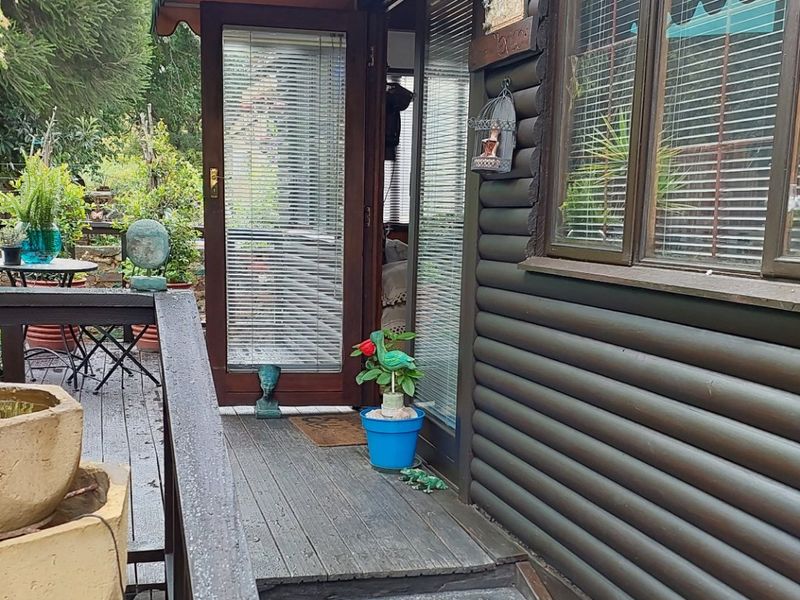 Spacious Old Charm Family Home  - Photo 4