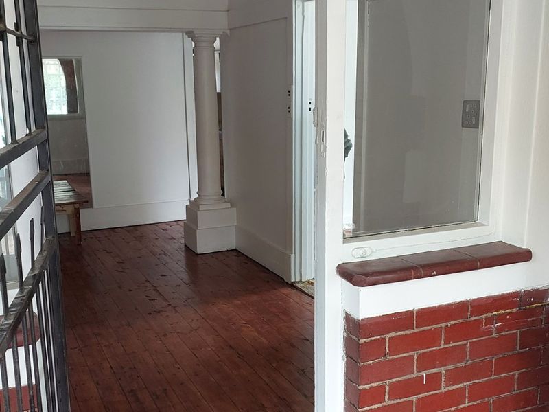 Spacious Old Charm Family Home  - Photo 9