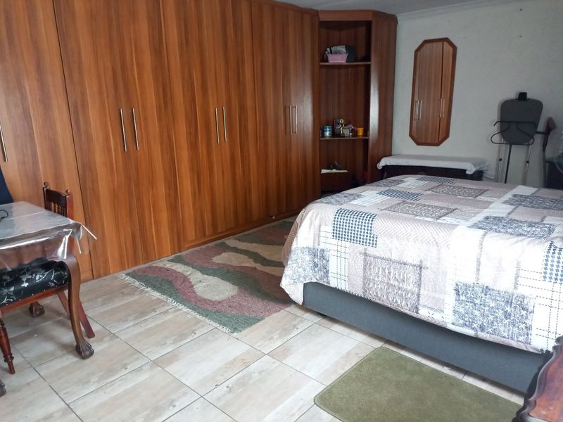 Charming 3 Bedroom house with Fireplace and Entertainment area / EXCLUSIVE SOLE MANDATE!!!!!!!! - Photo 4