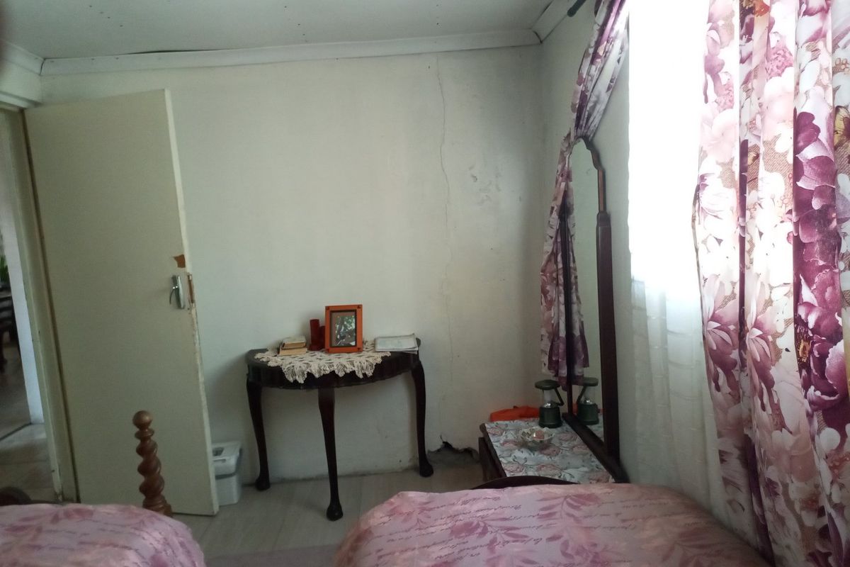 Charming 3 Bedroom house with Fireplace and Entertainment area / EXCLUSIVE SOLE MANDATE!!!!!!!! - Photo 5