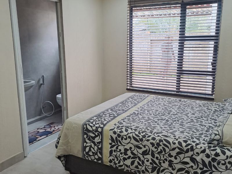 Newly Built Home for Sale – Walking Distance to Vaal Marina Waterfront! - Photo 7