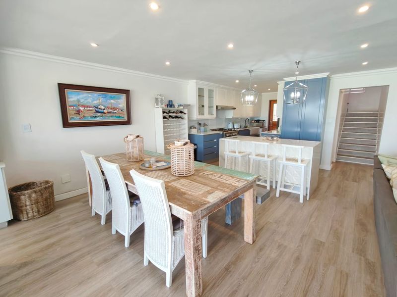 Modern Waterfront Living with Exceptional Amenities - Photo 4