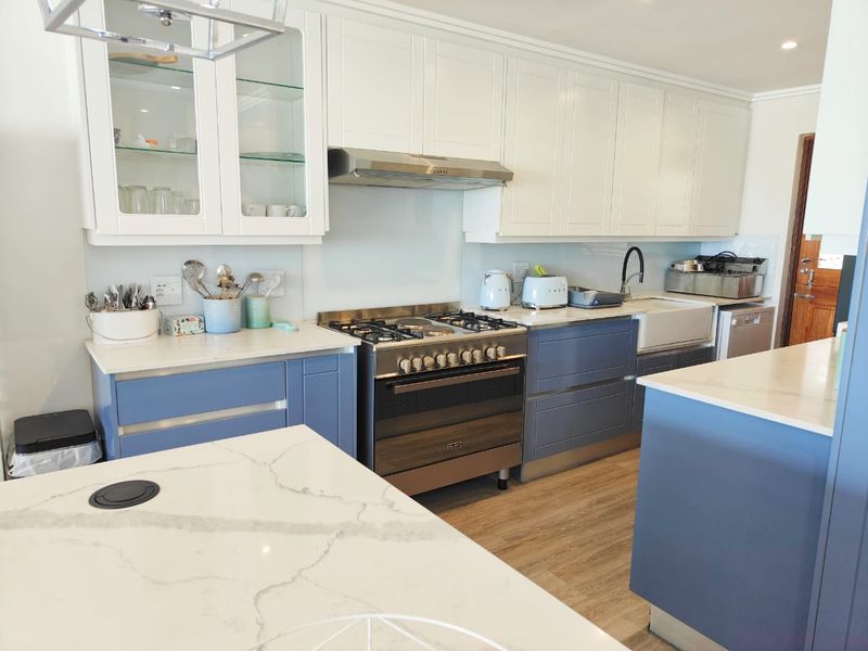 Modern Waterfront Living with Exceptional Amenities - Photo 8