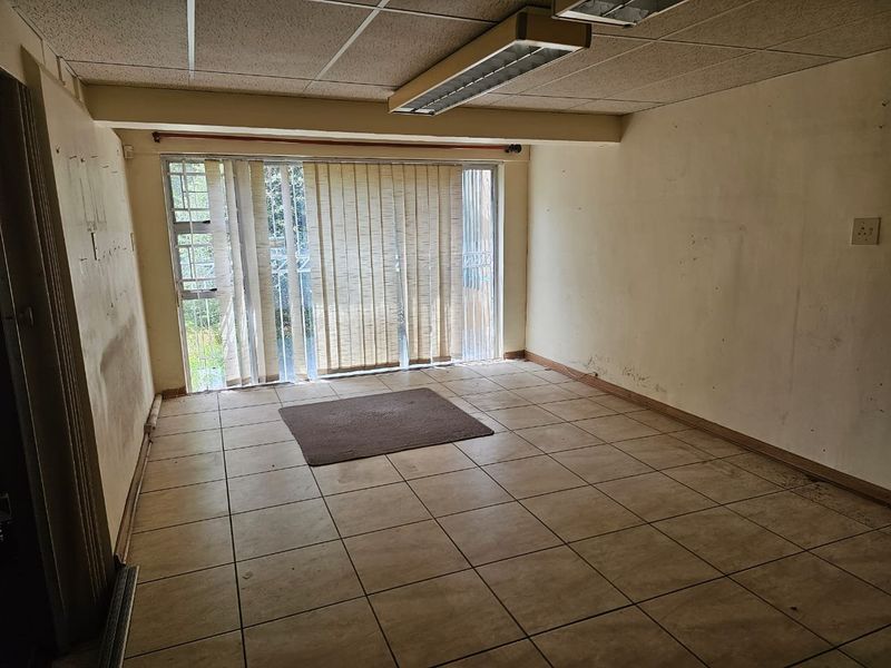 Excellent Investment Property for sale in Westdene, Bloemfontein - Photo 6