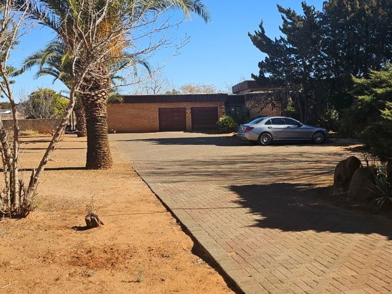 Agricultural plot for sale in Spitskop with lots of possibilities.  - Photo 4