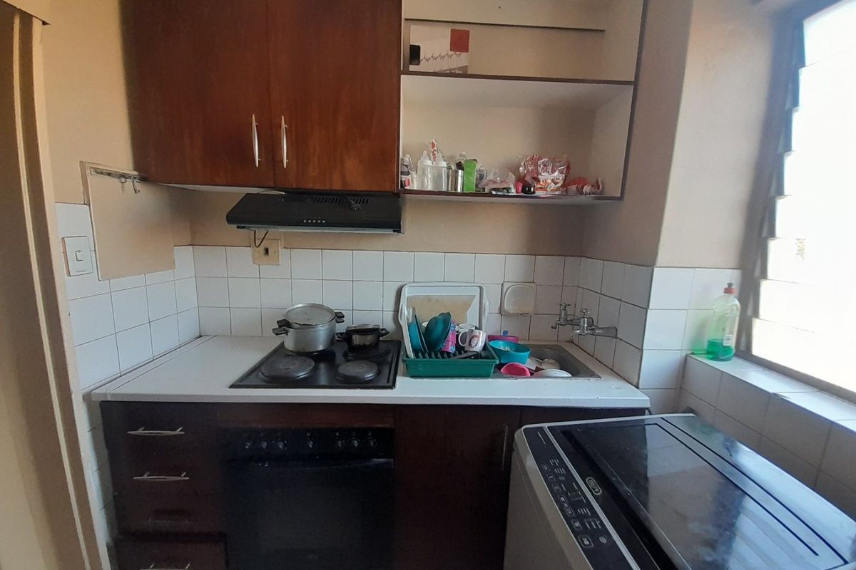 1.5 BEDROOM APARTMENT FOR SALE IN CENTRAL - Photo 3