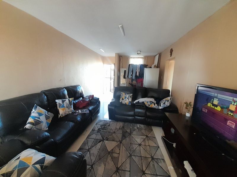 1.5 BEDROOM APARTMENT FOR SALE IN CENTRAL - Photo 5