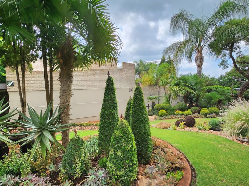 Spacious 5-Bedroom Family Home – Ideal for Raising Your Kids - Photo 9