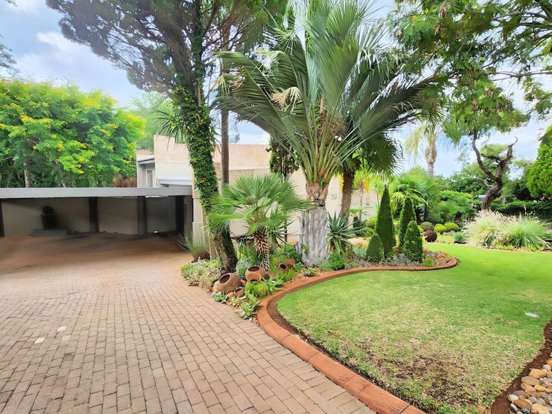 Spacious 5-Bedroom Family Home – Ideal for Raising Your Kids - Photo 8