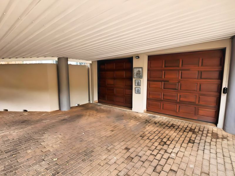 Spacious 5-Bedroom Family Home – Ideal for Raising Your Kids - Photo 7