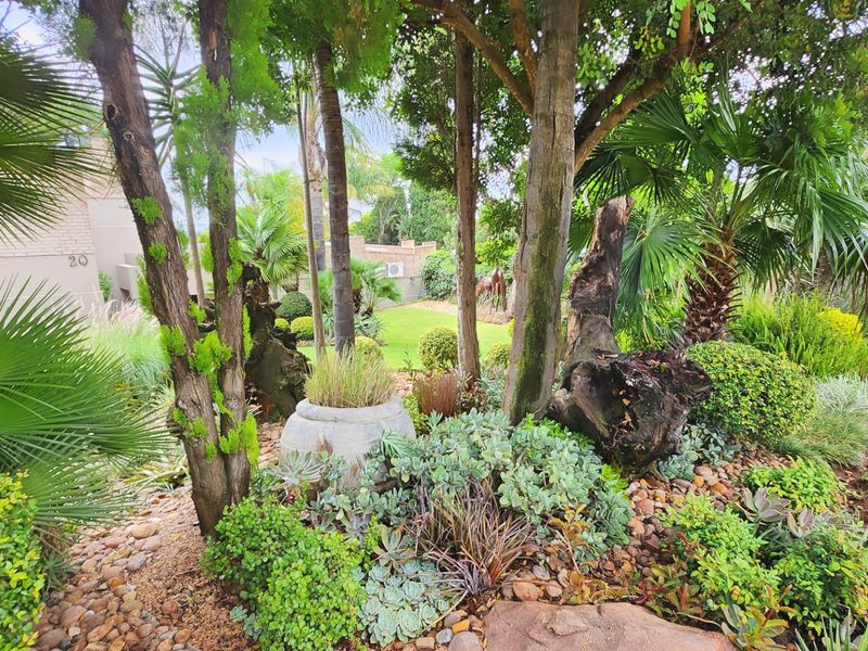 Spacious 5-Bedroom Family Home – Ideal for Raising Your Kids - Photo 6