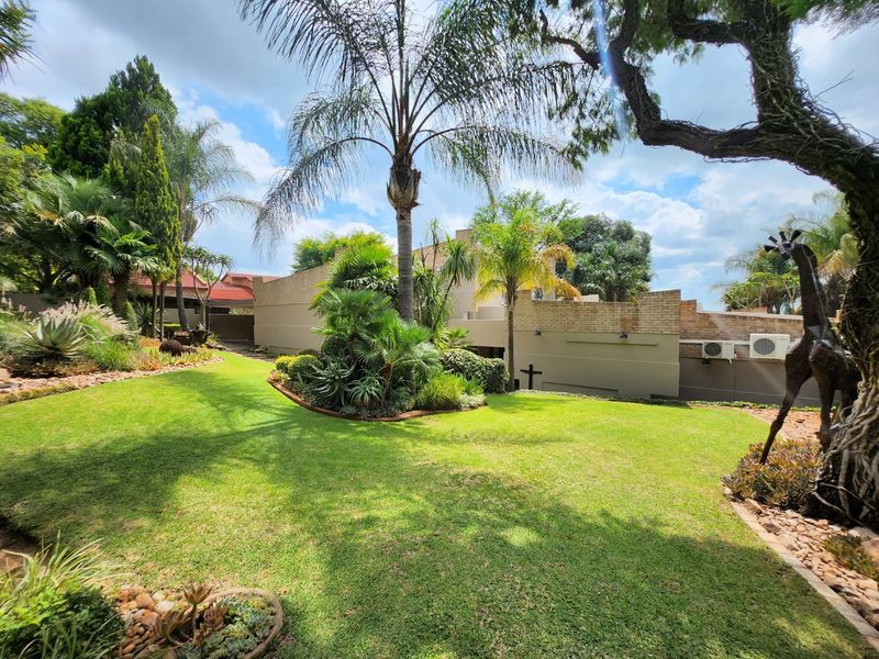 Spacious 5-Bedroom Family Home – Ideal for Raising Your Kids - Photo 3