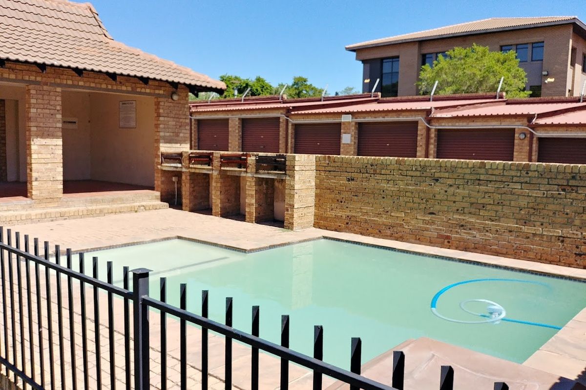 3 Bedroom Apartment for Sale in Erand Gardens - Photo 3