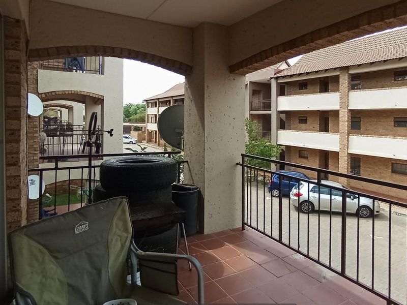 3 Bedroom Apartment for Sale in Erand Gardens - Photo 7