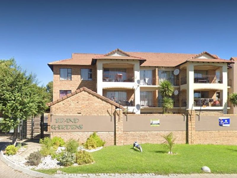 3 Bedroom Apartment for Sale in Erand Gardens - Photo 2