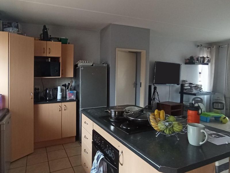 3 Bedroom Apartment for Sale in Erand Gardens - Photo 4